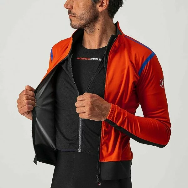 Castelli Alpha Ros2 Light Jacket Fiery Red/Rescue Blue-Black 5 Castelli Alpha Ros2 Light Jacket Fiery Red/Rescue Blue-Black – Bild 3