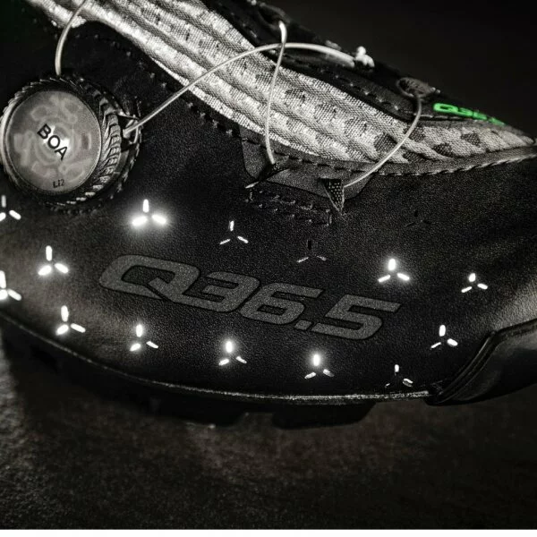 Q36.5 Unique Schuh Black 4 Q36.5 Unique Schuh Black – Bild 2