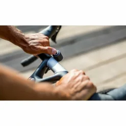 Wilier Jena Hybrid - E-Gravel Bike Bei Starcycles Entdecken 11 Wilier Jena Hybrid - E-Gravel Bike Bei Starcycles Entdecken -Shimano Verkaufsladen wilier jena hybrid disc 2023 e gravel bike grx di2 2x115 1